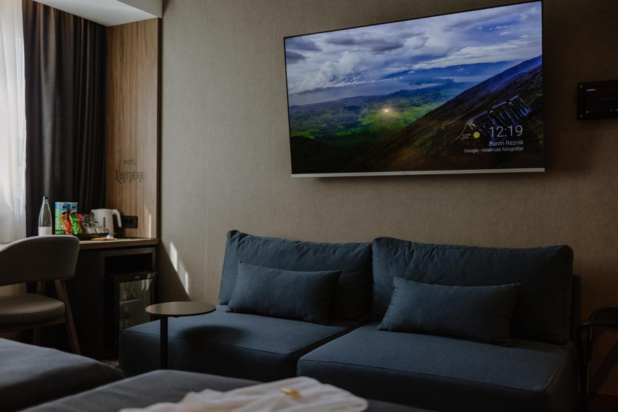 Lumiere Hotel Beograd Ngoại thất bức ảnh