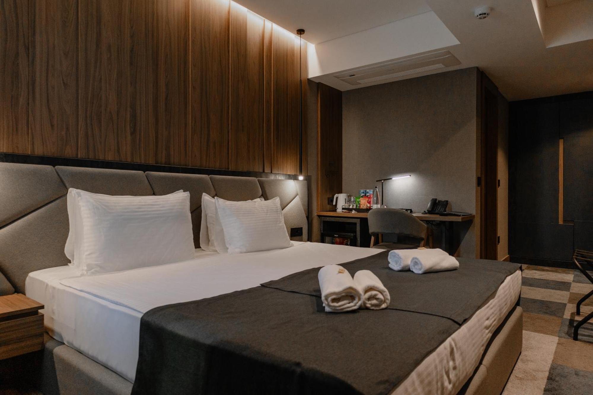Lumiere Hotel Beograd Ngoại thất bức ảnh