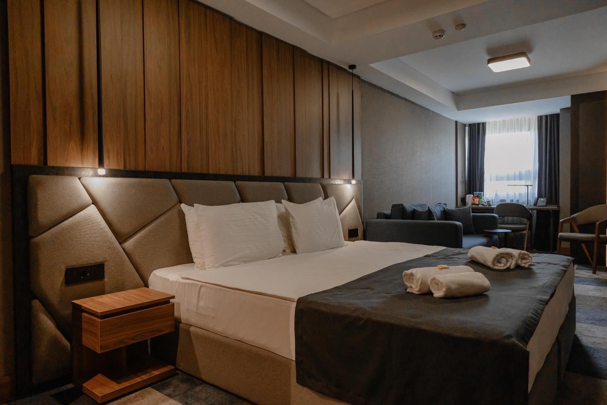 Lumiere Hotel Beograd Ngoại thất bức ảnh
